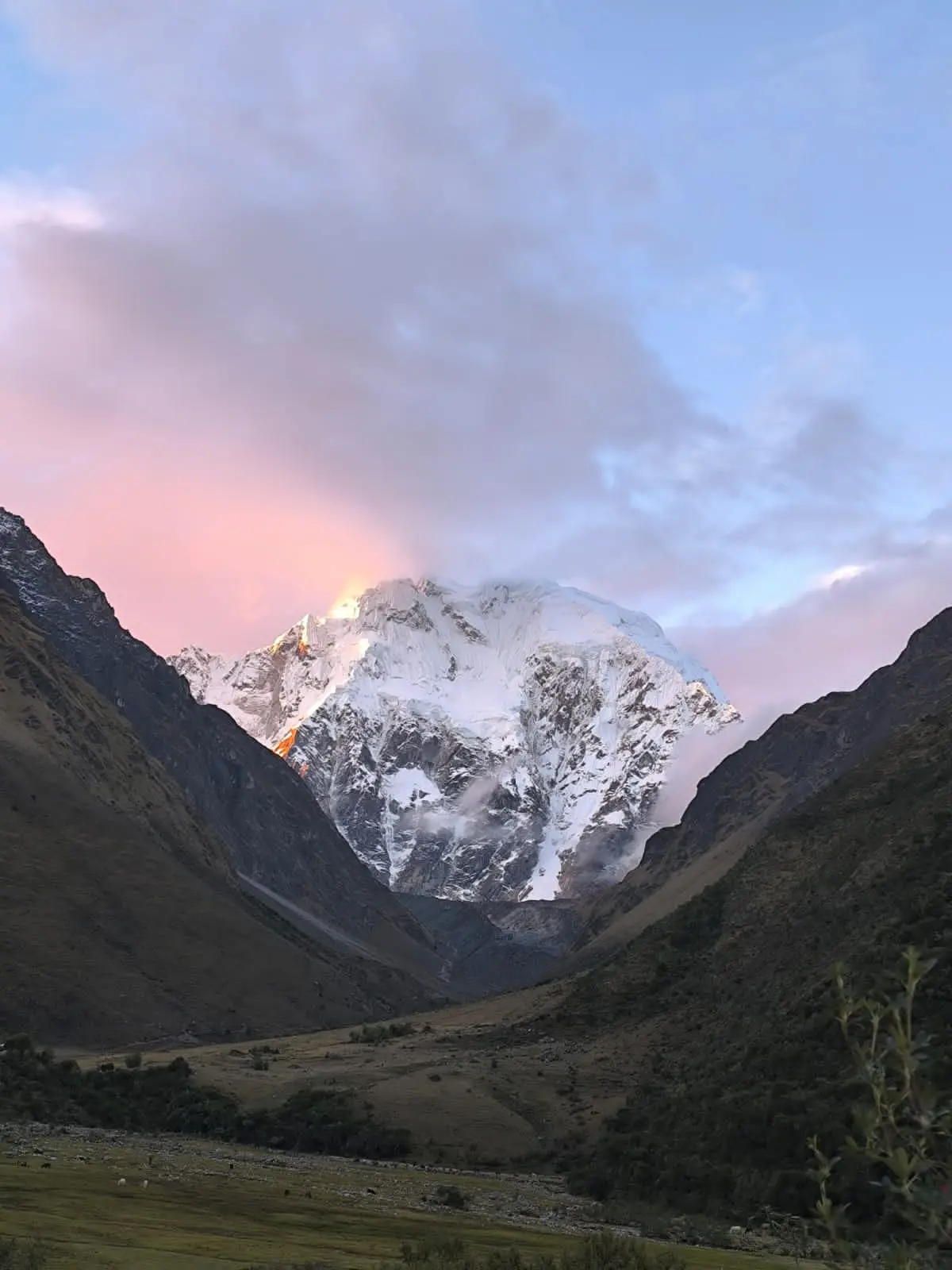 sunrise-over-salkantay-mountain